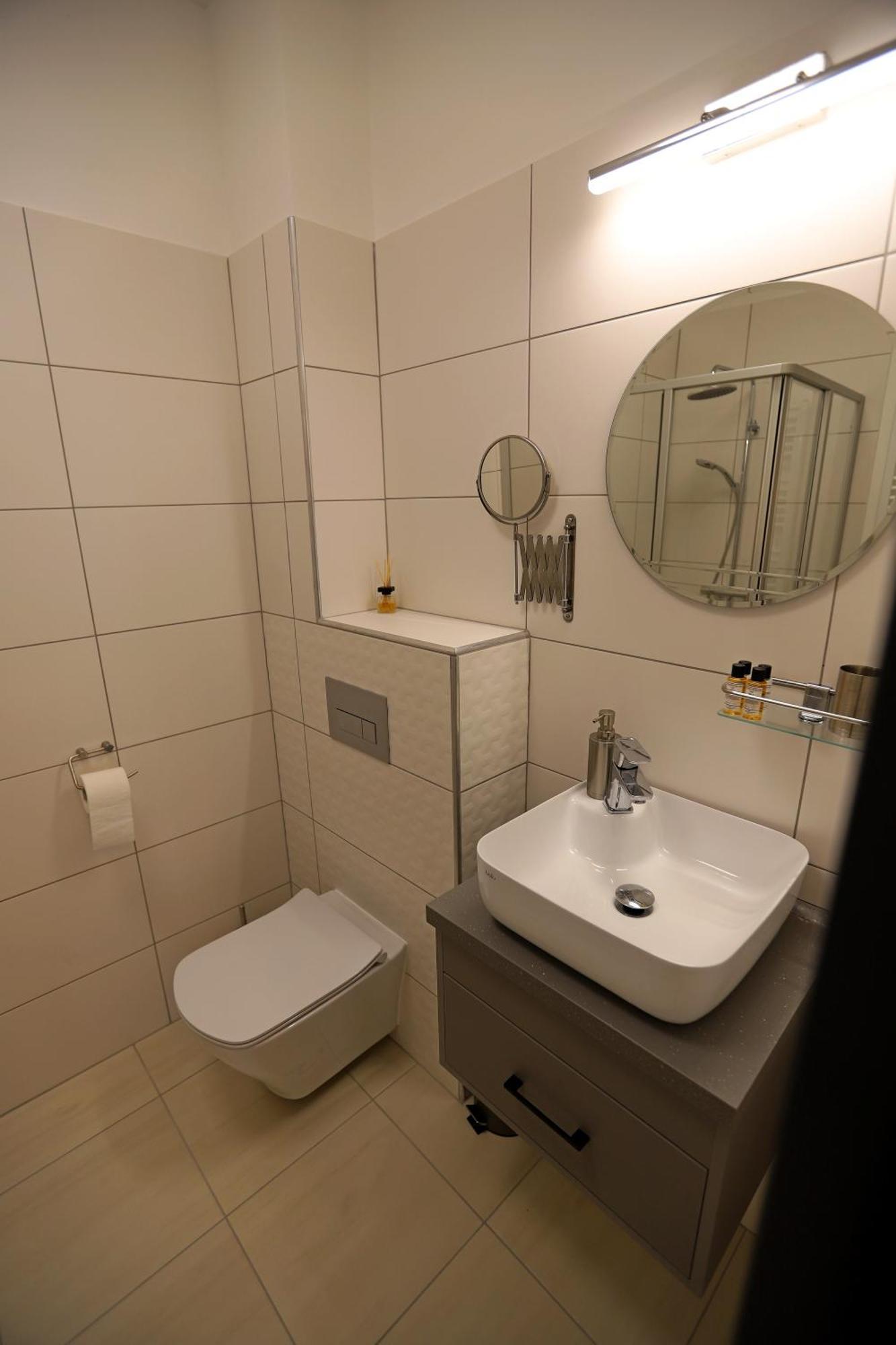 Natali Apartmanhaz Eger Exterior foto
